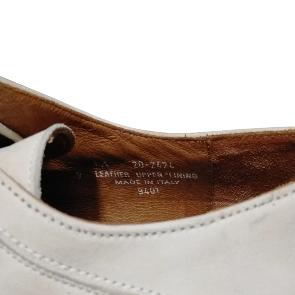 Johnston & Murphy Cream Oxfords Classic Lace Up Leather Shoe Size 9 M